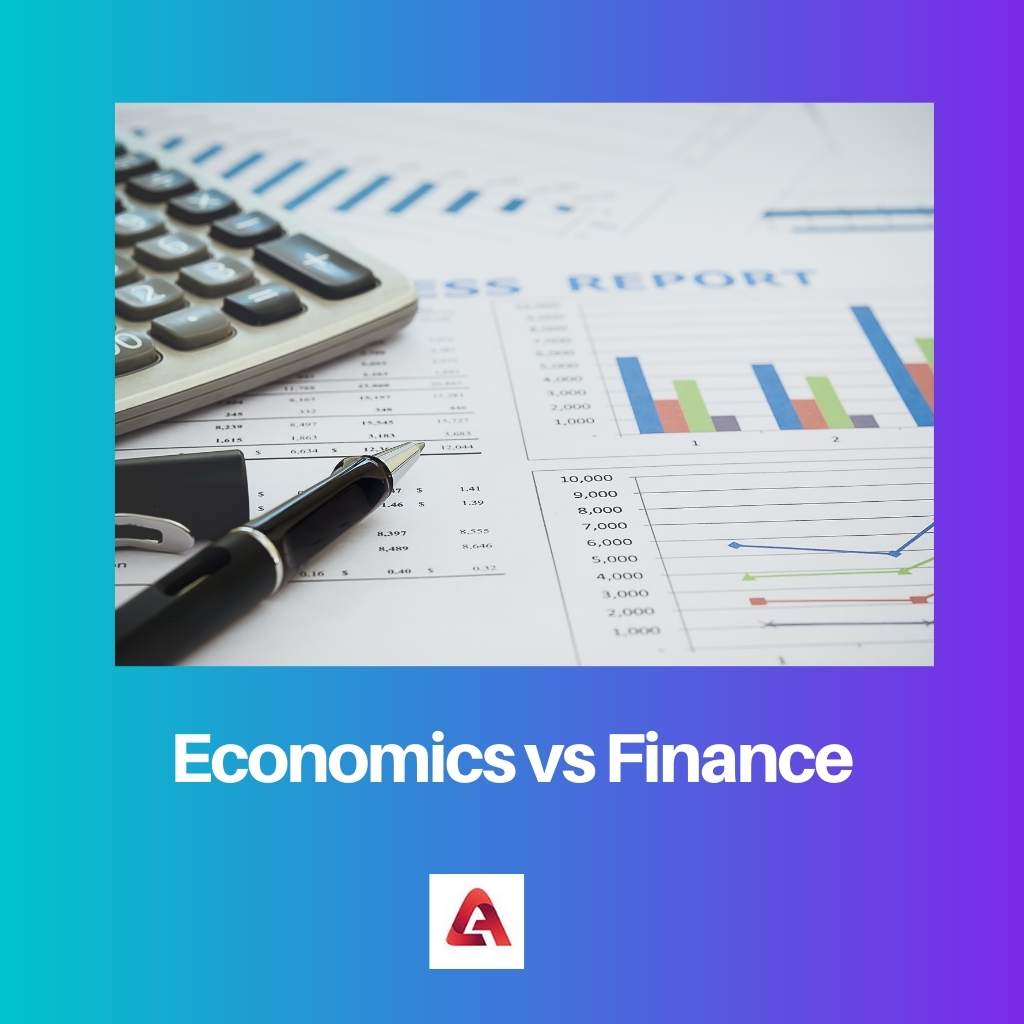 Economics vs Finance